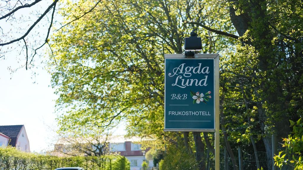 Agda Lund Bed & Breakfast Kivik Exterior photo